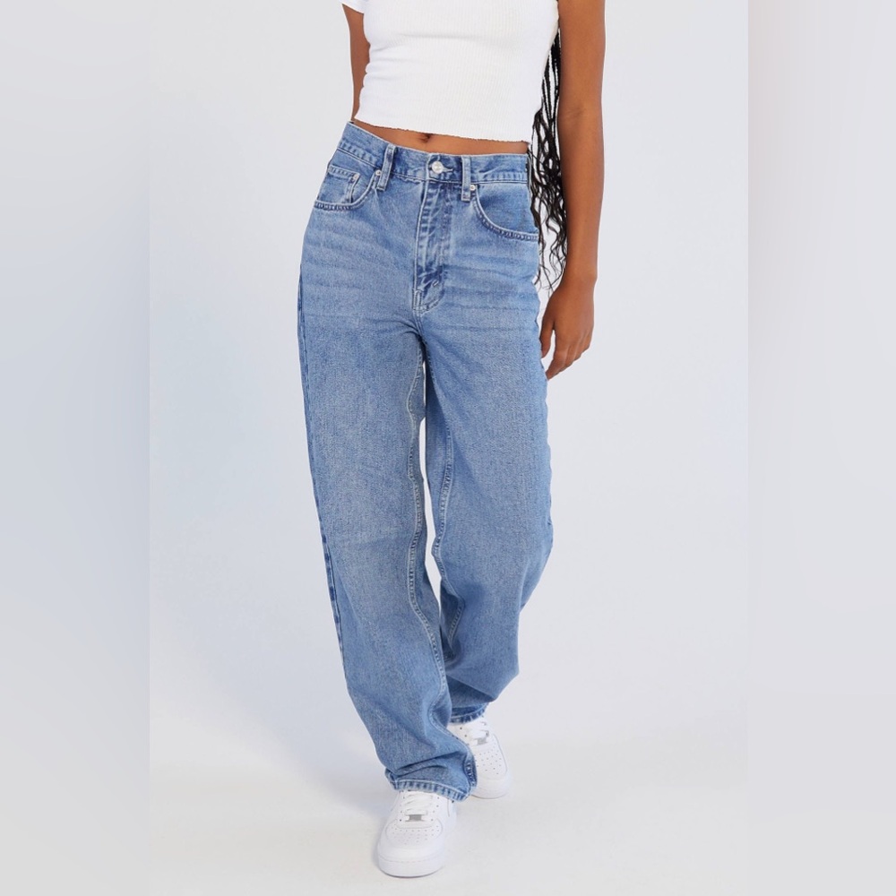 Urban Outfitters BDG High-waisted Baggy Jean Light Wash Size 28